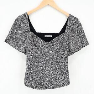 Abercrombie & Fitch Flutter Sleeve Semi Cropped Babydoll Blouse Black Print XS